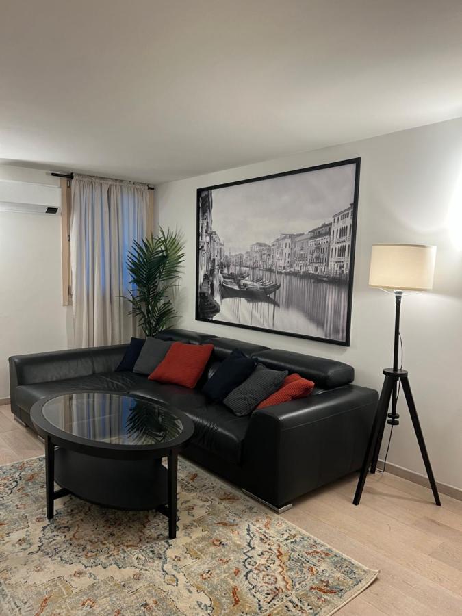 Casa Della Regina Apartment Sirmione Bagian luar foto