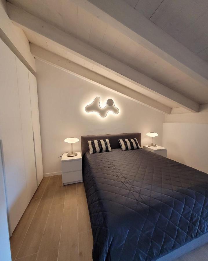 Casa Della Regina Apartment Sirmione Bagian luar foto