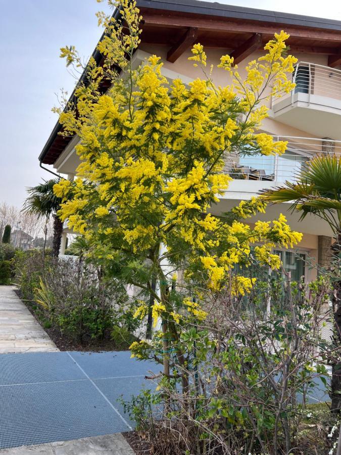 Casa Della Regina Apartment Sirmione Bagian luar foto
